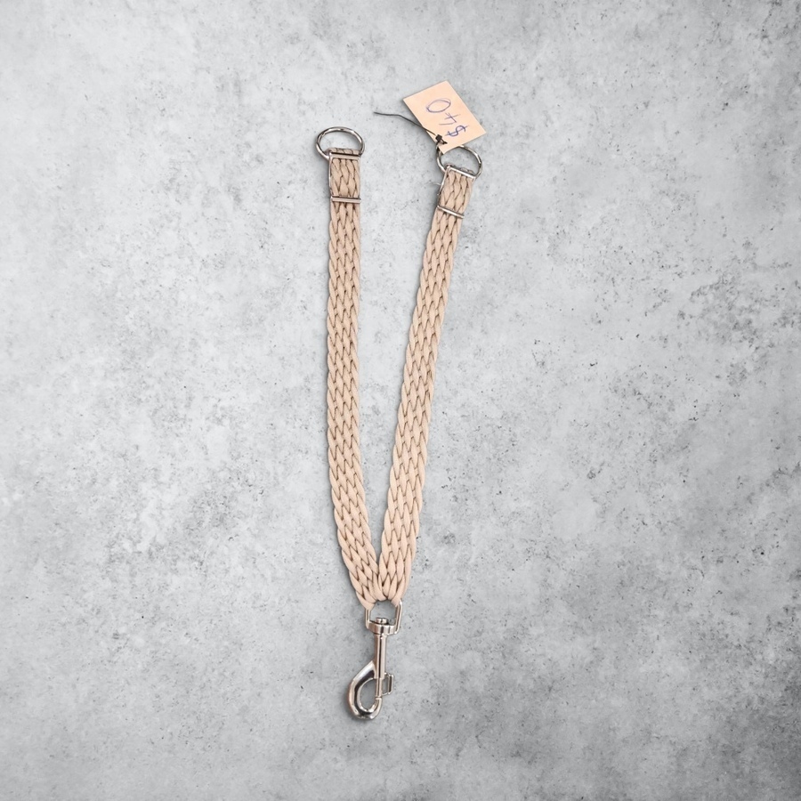 Adjustable flat braided running rings