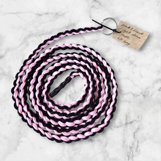 Rope 6 foot long.