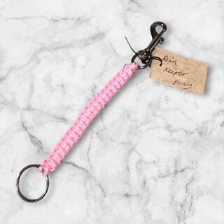Reins Keeper, Pony